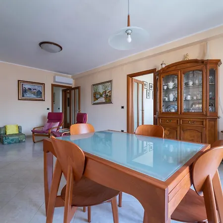 Apartment Residenza Morandi *