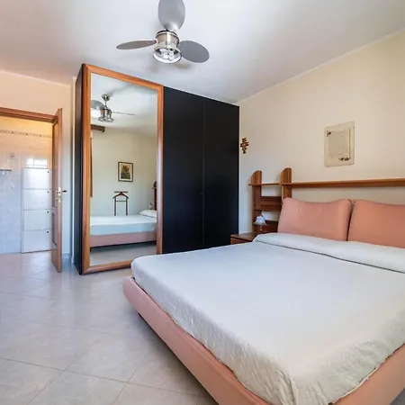 Residenza Morandi Apartment